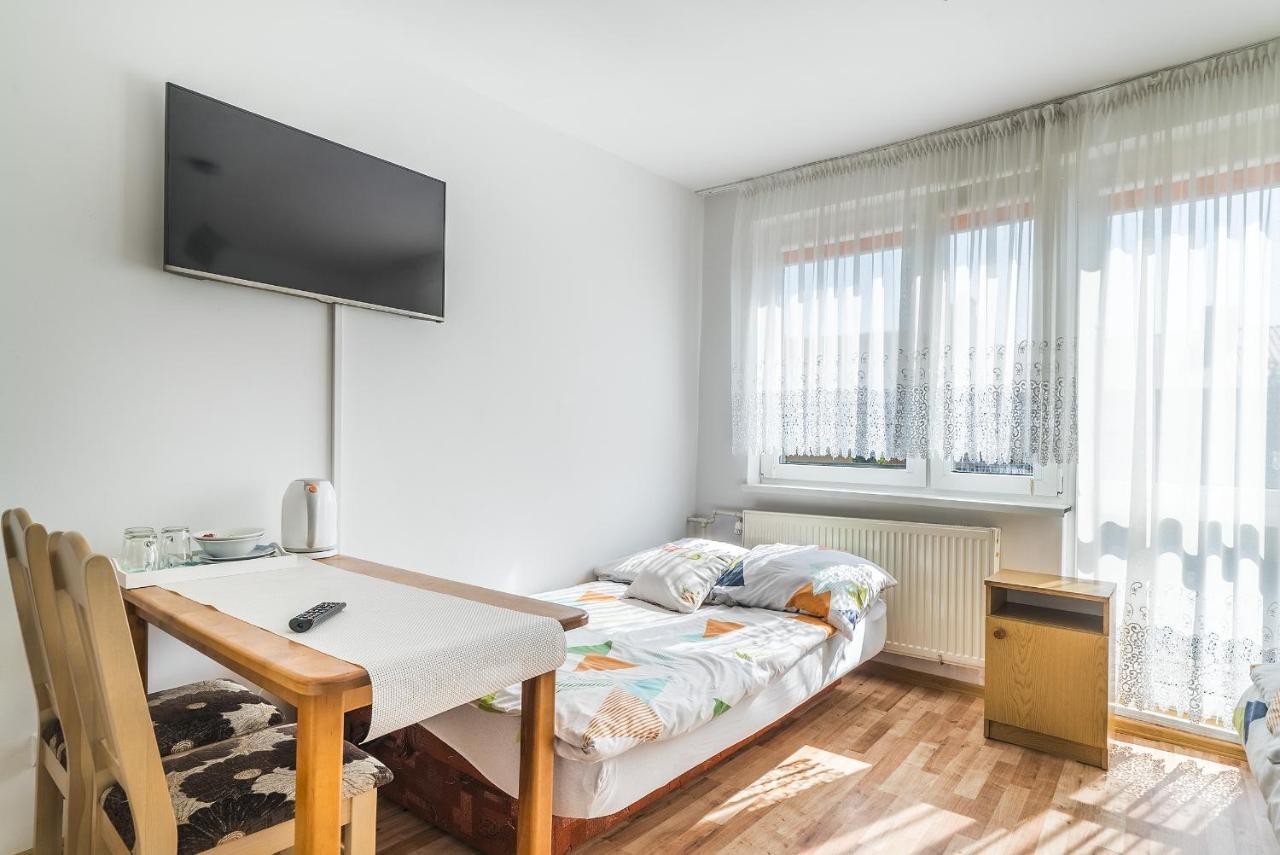 Pokoje Goscinne U Brodzi Władysławowo Esterno foto